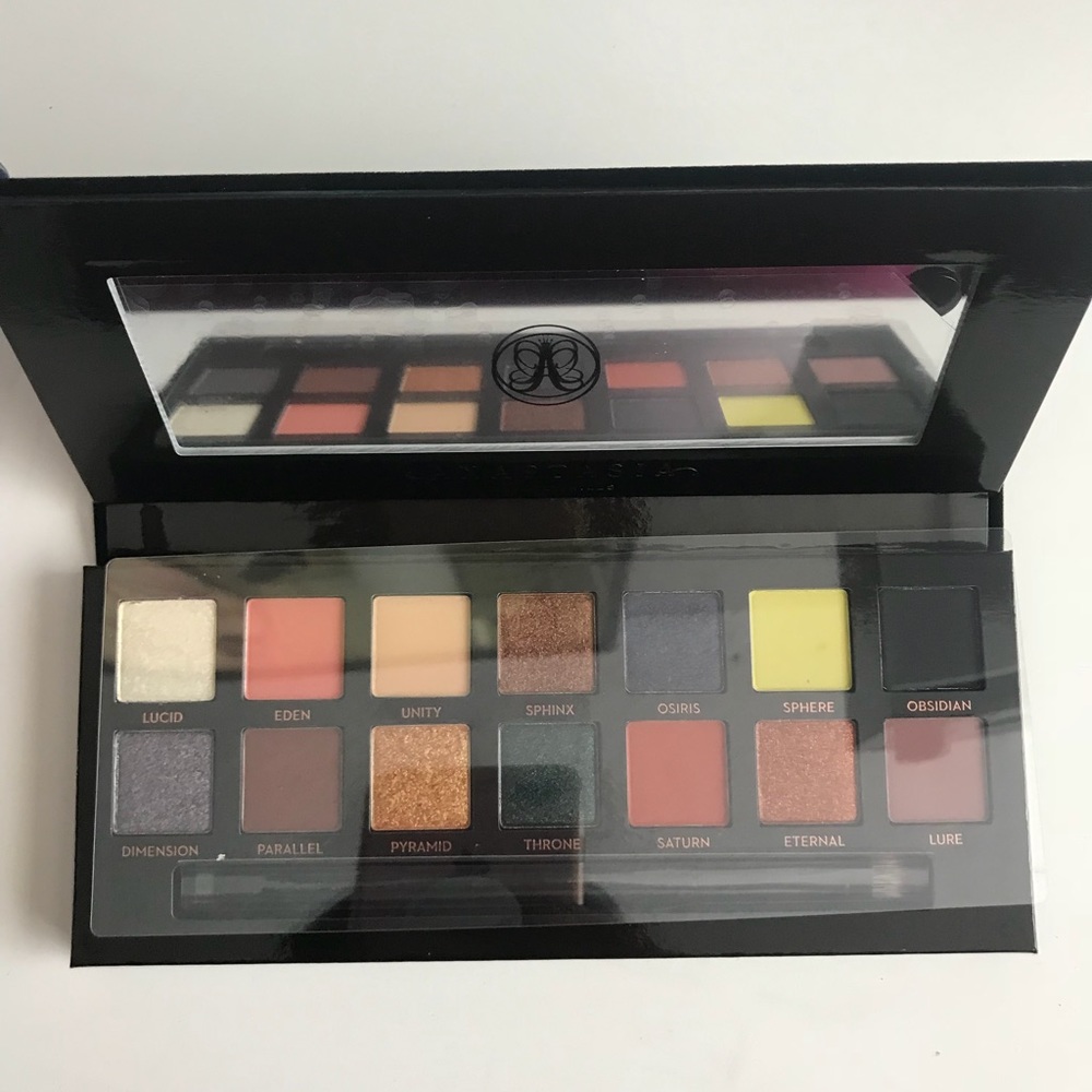 SOLD - NEW Anastasia Beverly Hill Prism Palette - Picture 5 of 7